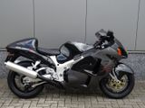 SUZUKI GSX-R 1300 HAYABUSA