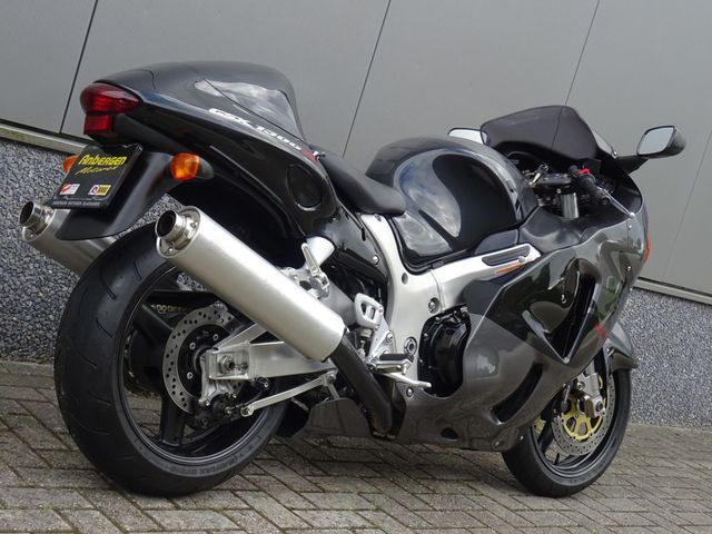 suzuki - gsx-r-1300-hayabusa