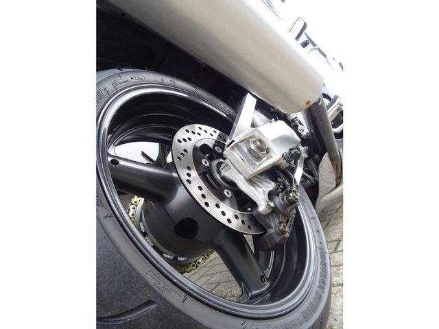 suzuki - gsx-r-1300-hayabusa