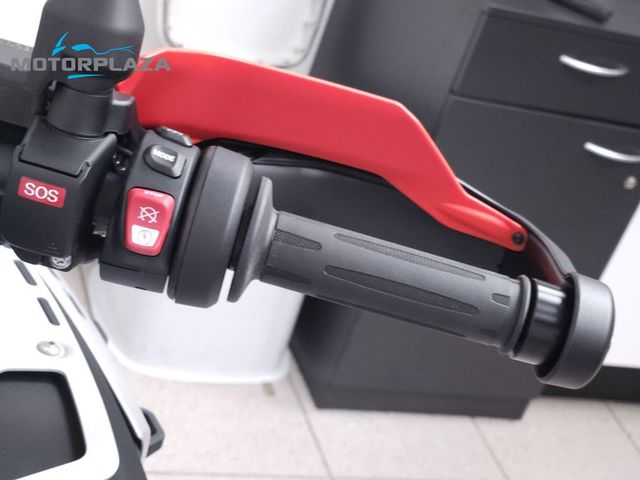 bmw - r-1300-gs-adventure