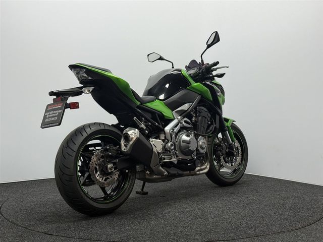 kawasaki - z900