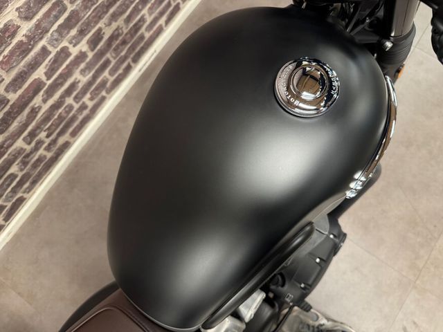 triumph - bonneville-t-120-black
