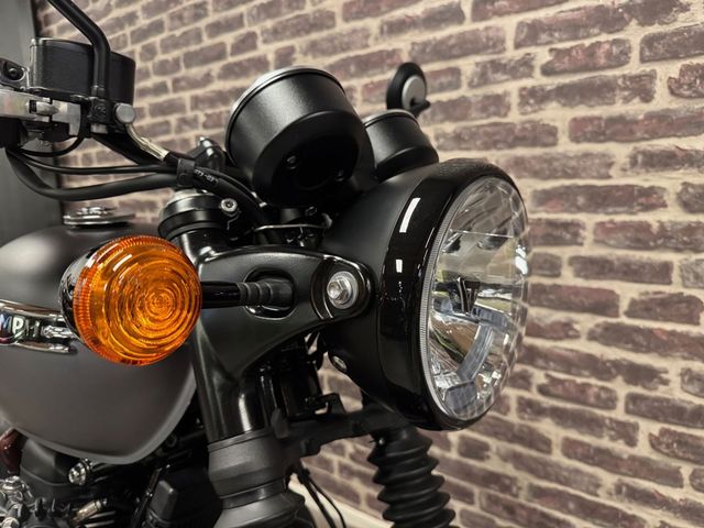 triumph - bonneville-t-120-black