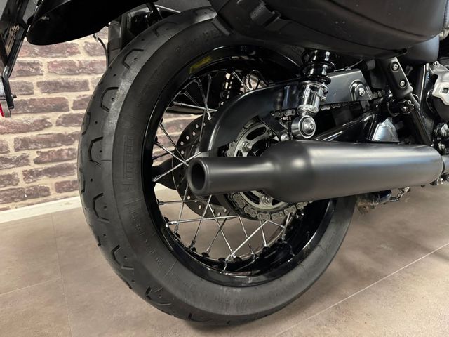 triumph - bonneville-t-120-black