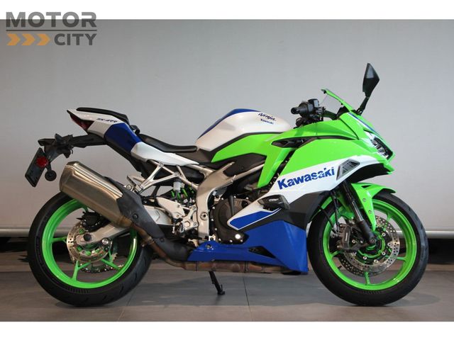 kawasaki - ninja-zx-4rr-40th-anniversary-edition