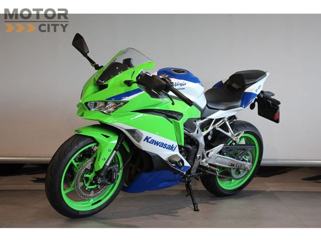 kawasaki - ninja-zx-4rr-40th-anniversary-edition