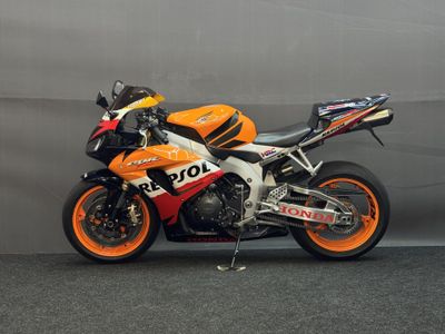 HONDA CBR 1000 RR FIREBLADE – foto 3