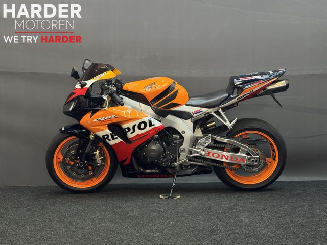 honda - cbr-1000-rr-fireblade