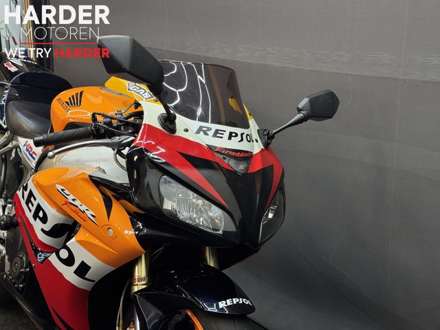 honda - cbr-1000-rr-fireblade