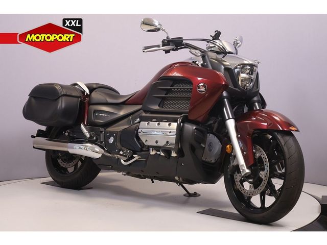 honda - f6-c-gl-1800-valkyrie