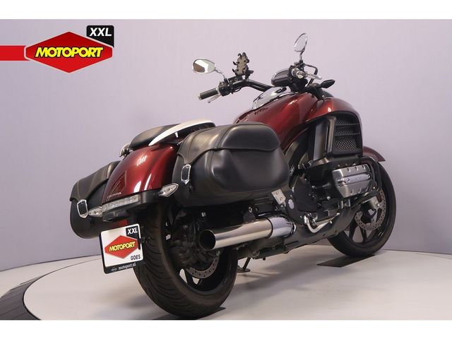 honda - f6-c-gl-1800-valkyrie