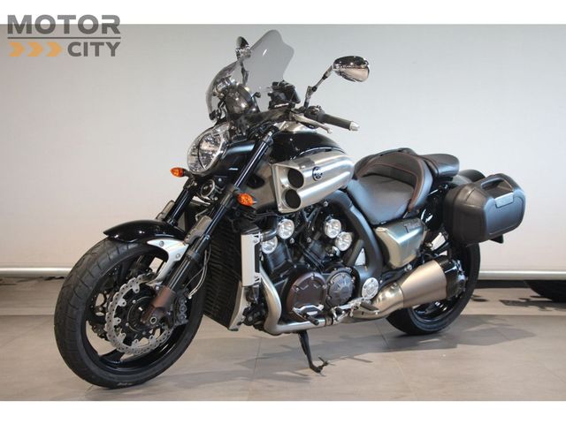 yamaha - vmx-1700-vmax