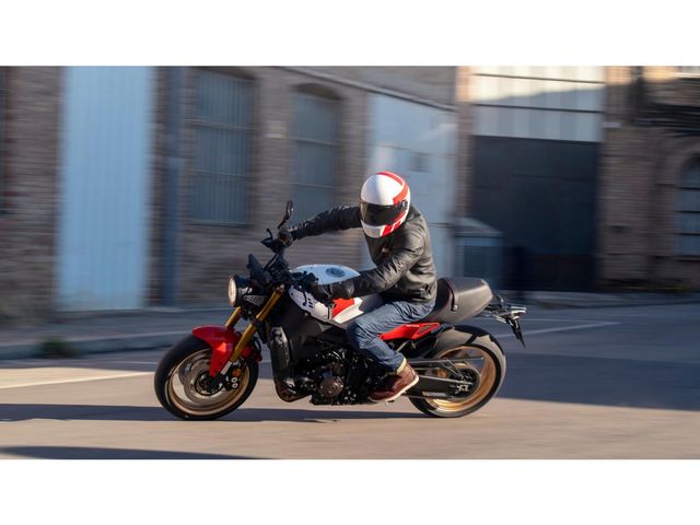 yamaha - xsr-900