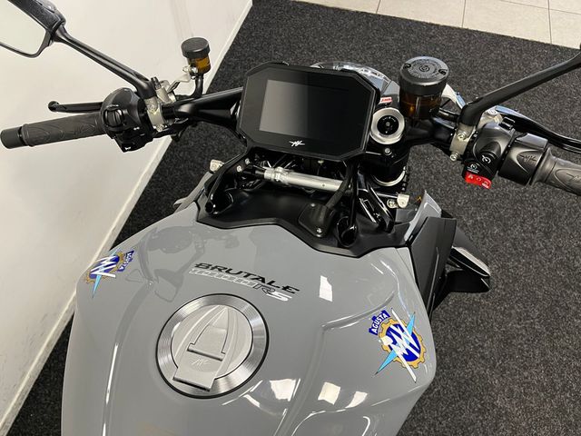 mv-agusta - brutale-1000-rs