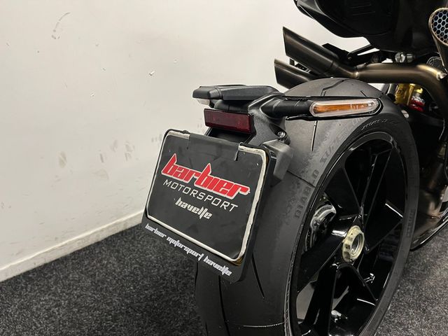 mv-agusta - brutale-1000-rs