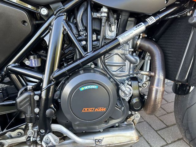 ktm - 690-duke