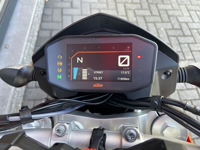 ktm - 690-duke