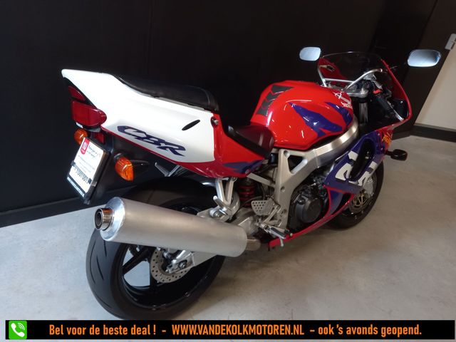 honda - cbr-900-rr-fireblade