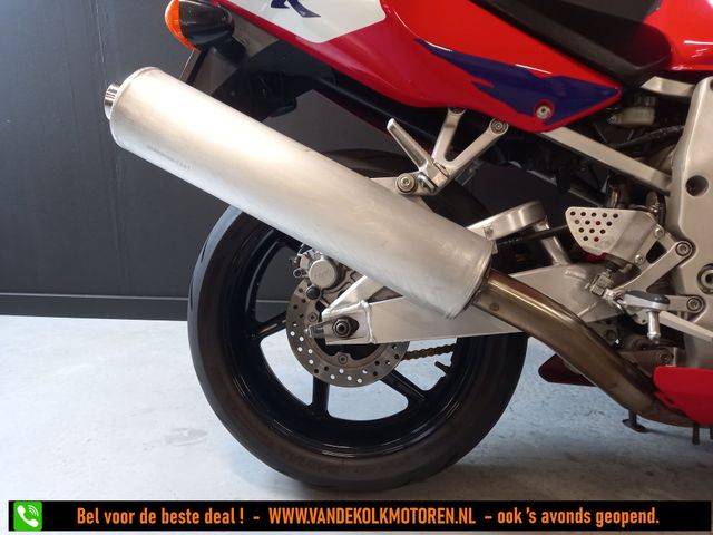 honda - cbr-900-rr-fireblade