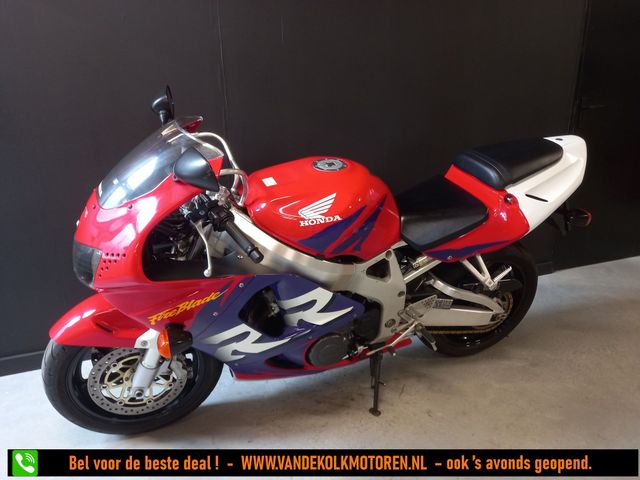 honda - cbr-900-rr-fireblade