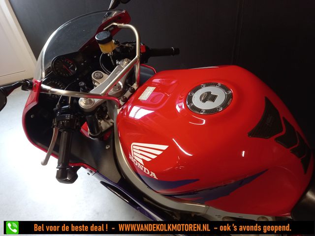honda - cbr-900-rr-fireblade