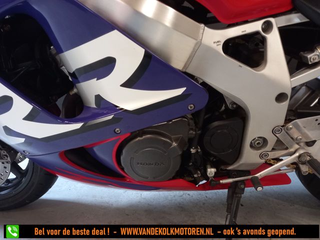 honda - cbr-900-rr-fireblade