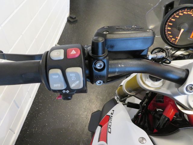 bmw - r-1200-r-abs