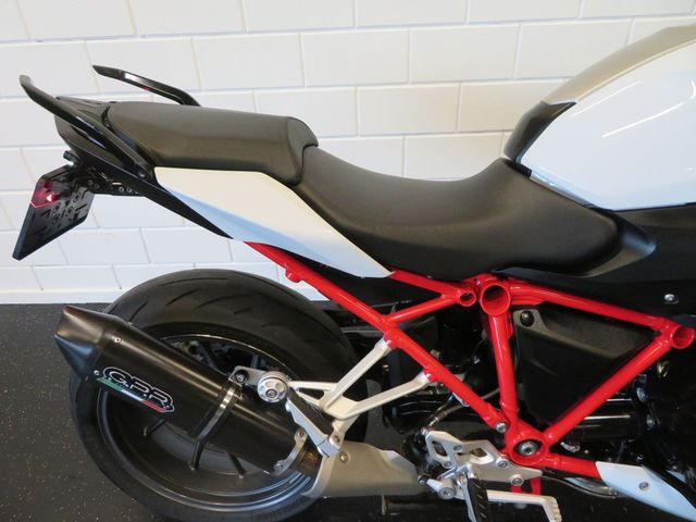 bmw - r-1200-r-abs