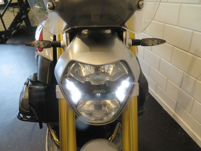 bmw - r-1200-r-abs