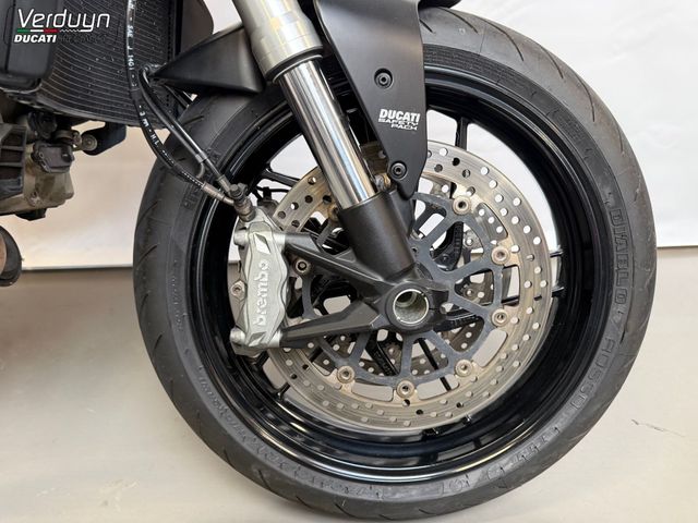 ducati - monster-821