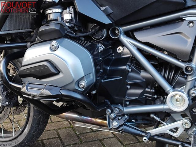 bmw - r-1200-gs-triple-black-edition