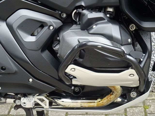 bmw - r-1300-gs-adventure