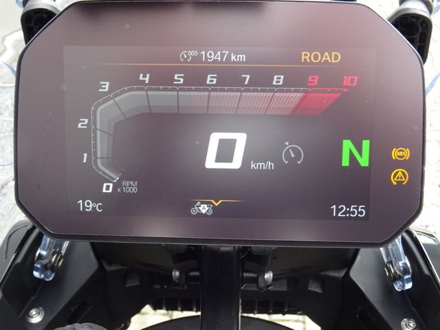 bmw - r-1300-gs-adventure