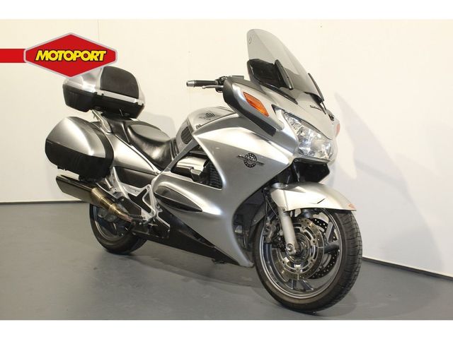 honda - st-1300-pan-european
