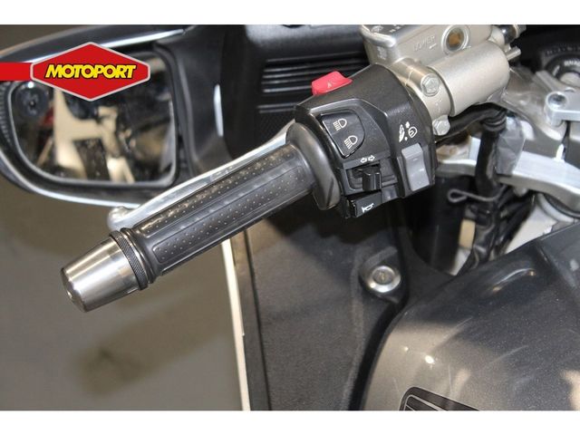 honda - st-1300-pan-european