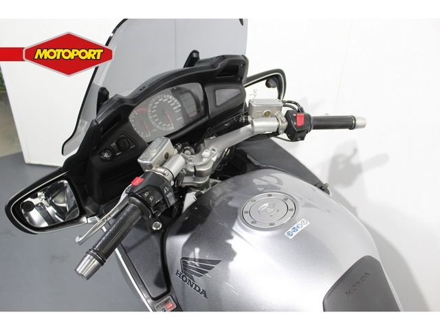 honda - st-1300-pan-european-abs