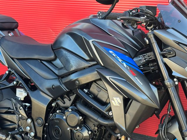 suzuki - gsx-s-750-abs