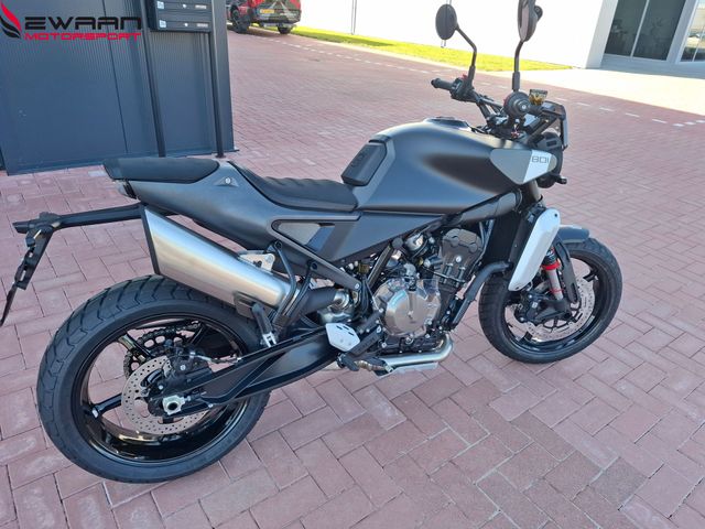 husqvarna - svartpilen-801