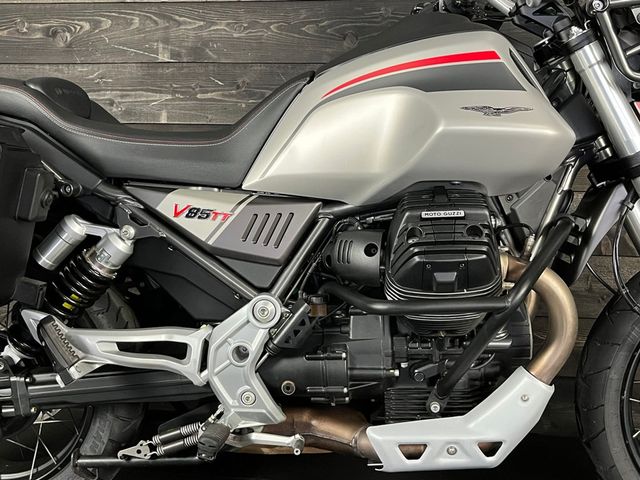 moto-guzzi - v-85-tt-travel