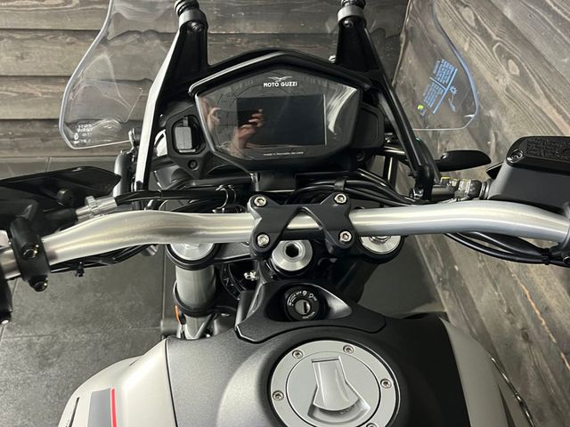 moto-guzzi - v-85-tt-travel