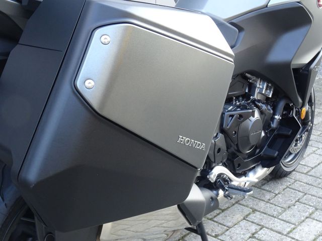 honda - nt-1100