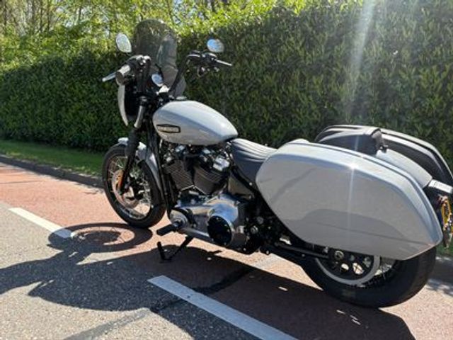 harley-davidson - street-bob-114