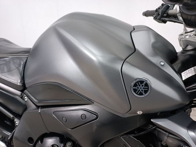 yamaha - fz-1