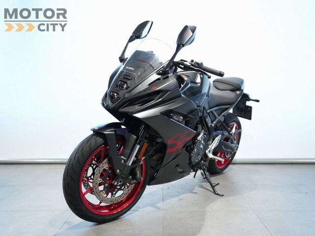suzuki - gsx-8r