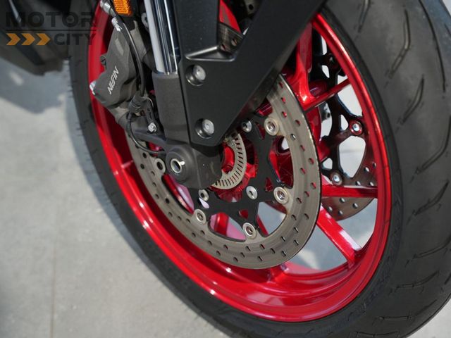 suzuki - gsx-8r