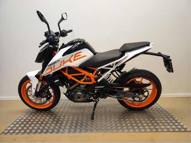 ktm - 390-duke-abs
