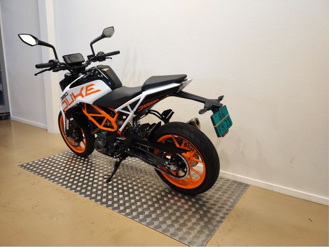ktm - 390-duke-abs