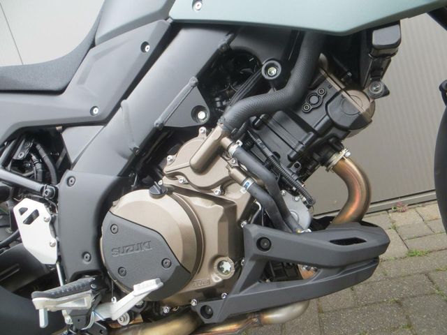suzuki - v-strom-1050-a