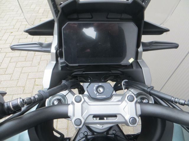 suzuki - v-strom-1050-a