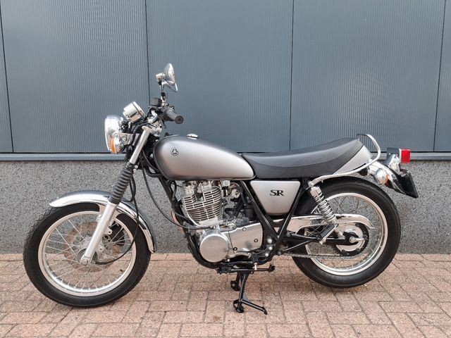 yamaha - sr-400